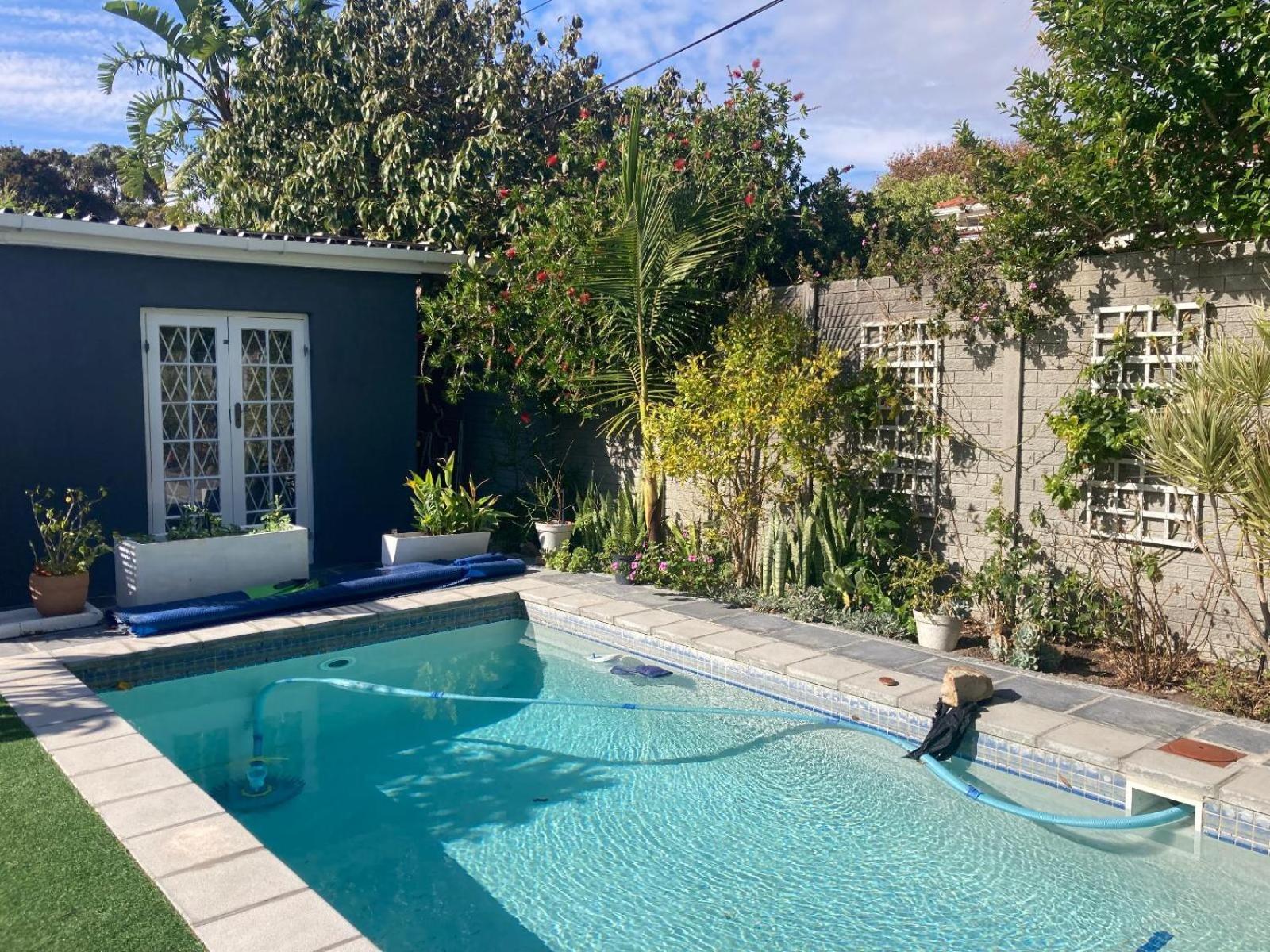 Apartment Tranquil Garden Cape Town